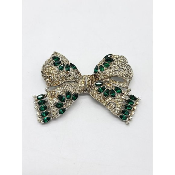 Trifari Jewelry - Art Deco Trifari KTF Large Rhinestone Simulated Emerald Diamond Bow Brooch